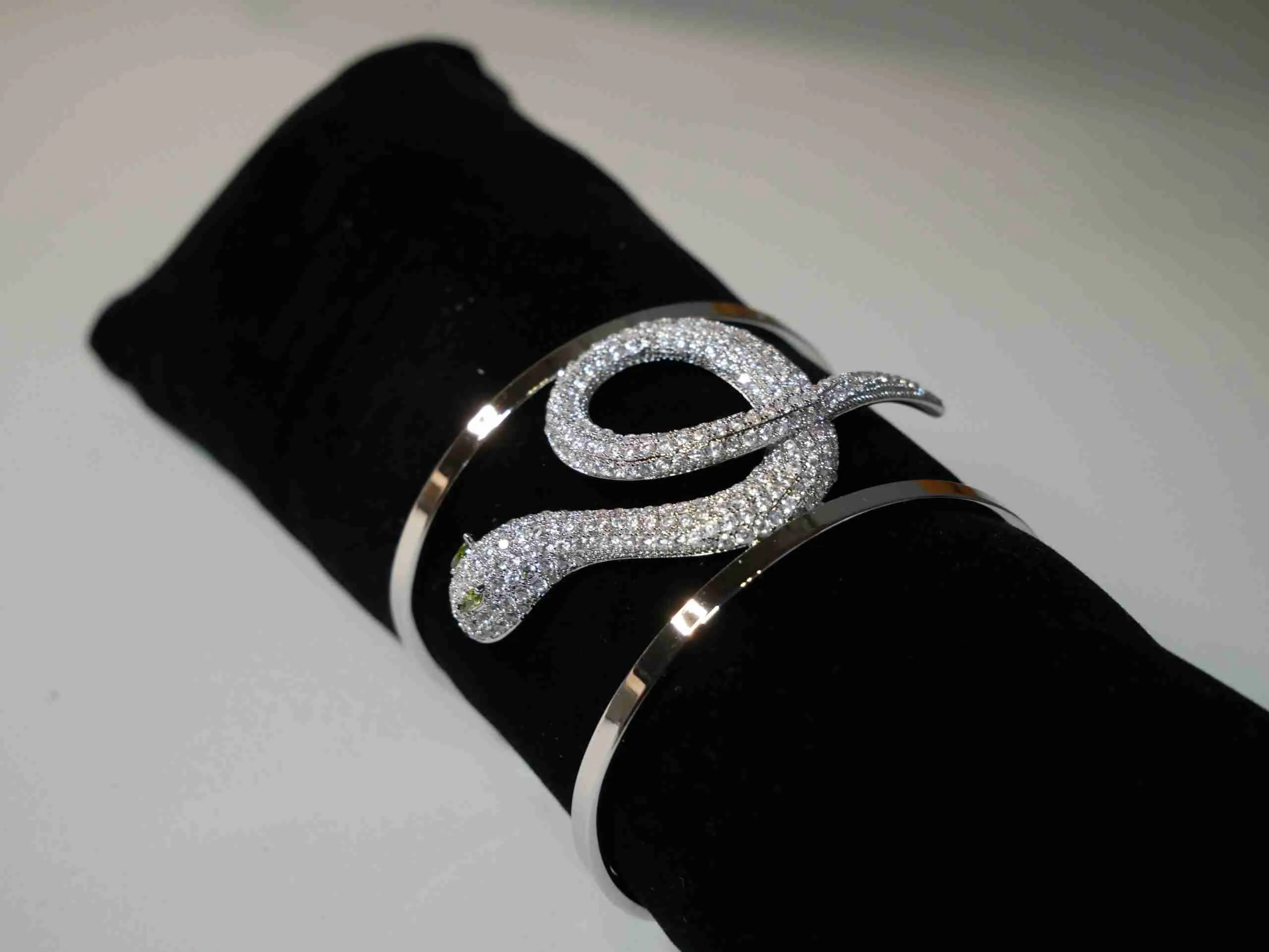 Bracciale con strass "Snake" Ottone colore silver