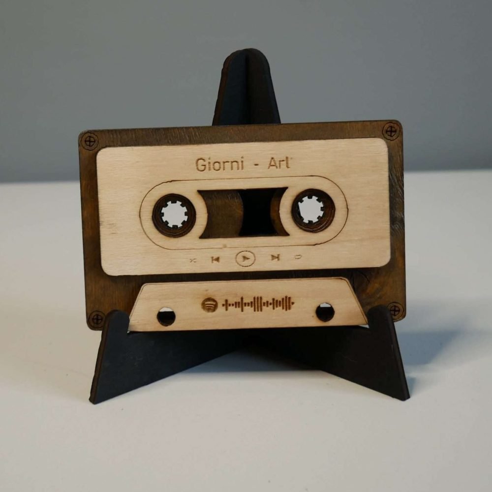 cassetta musicale legno