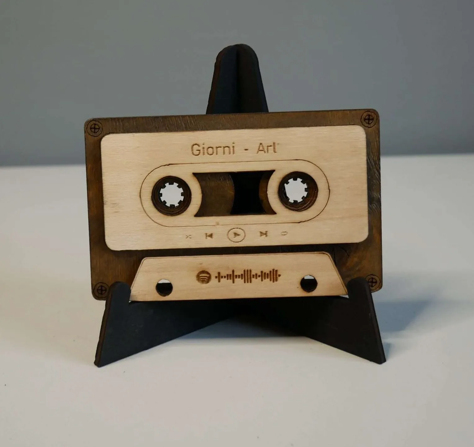 cassetta musicale legno