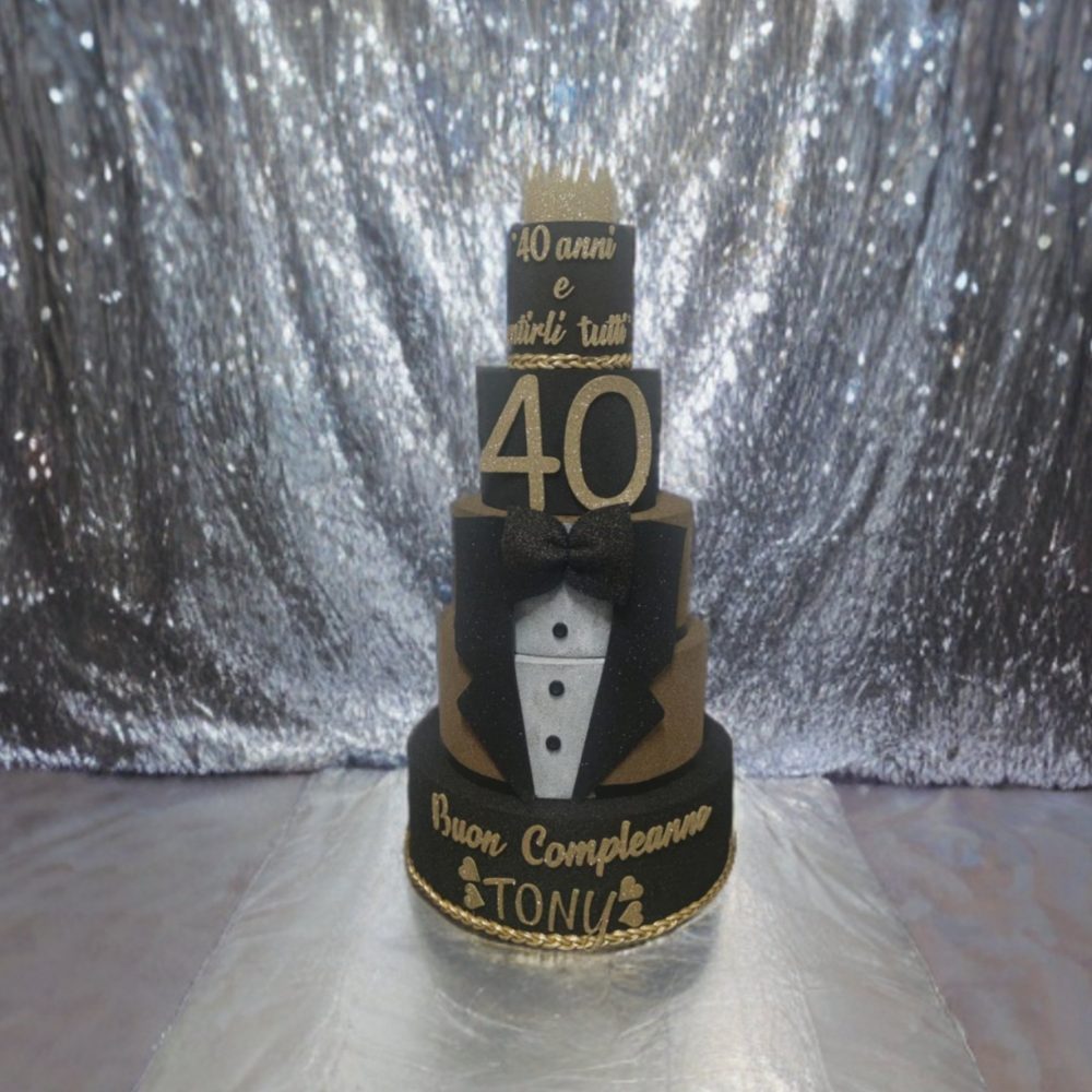 Torta Scenica Elegante – Per Celebrare Ogni Grande Evento