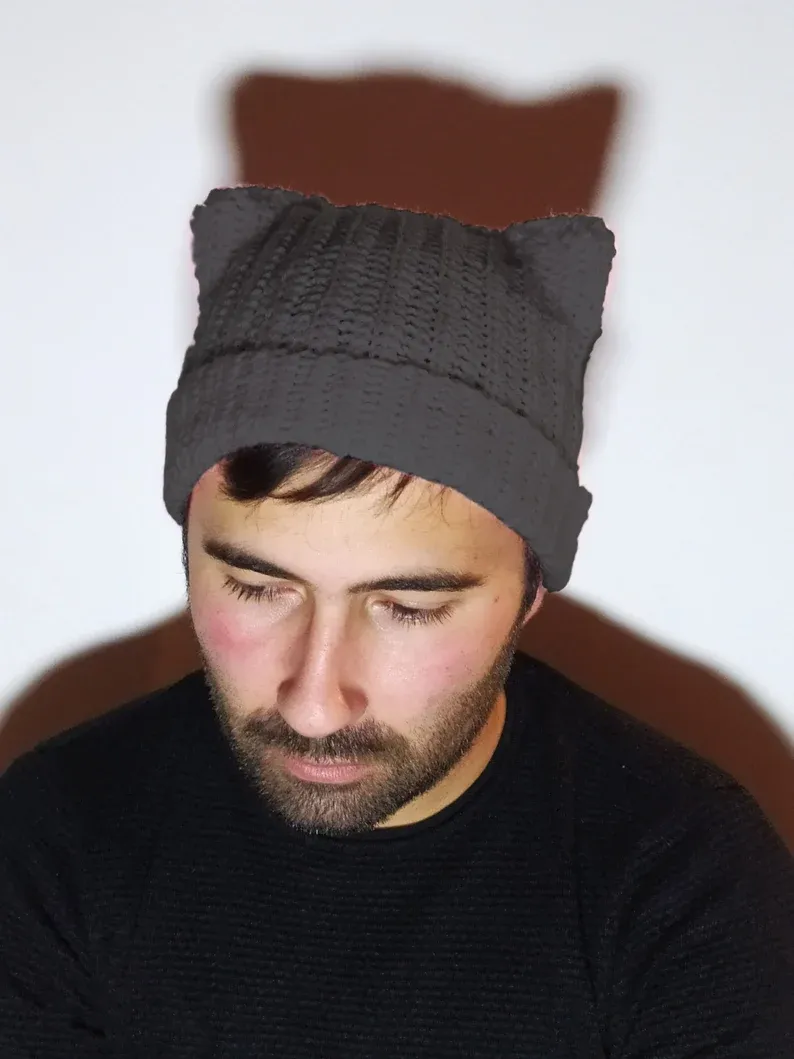 Cappello Artigianale all’Uncinetto con Orecchie da Gatto - Simpatico e Caldo - immagine 3