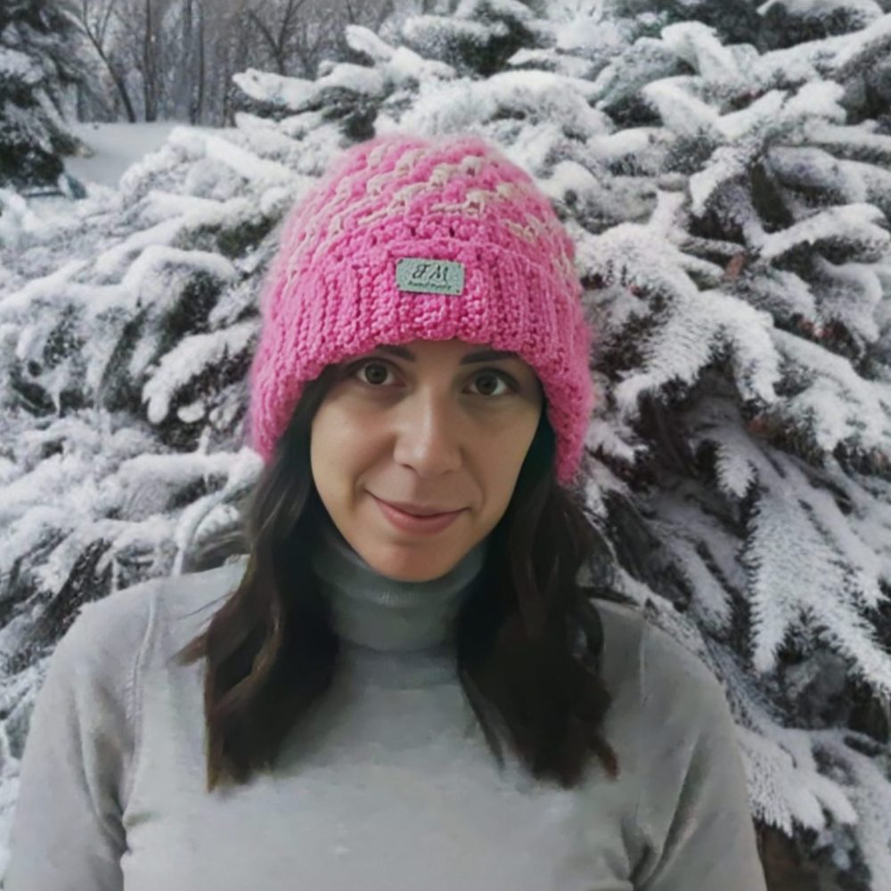 Cappello Artigianale all’Uncinetto in Lana - Morbido e Caldo